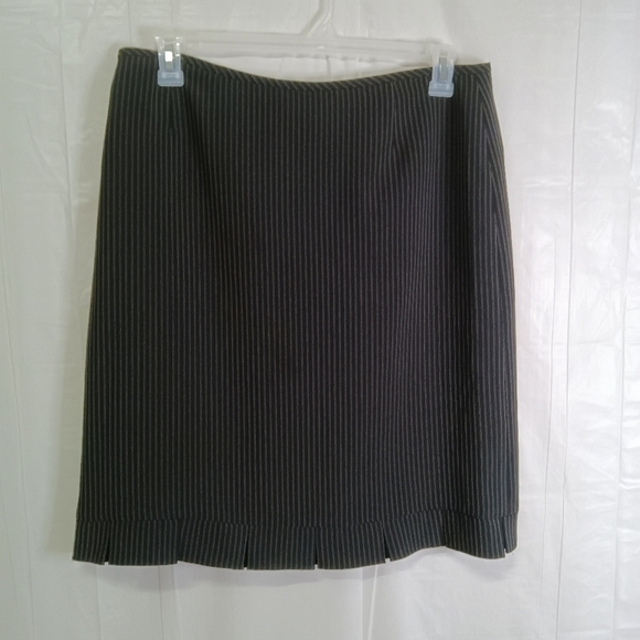 Split Hem Pntstripes Pencil Shirt Black Career Lined Back Zip Knee Size 14 - Picture 1 of 8